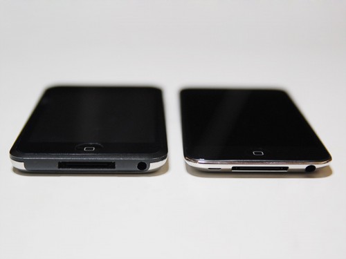 初代iPod Touchと新型iPod Touch