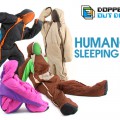 着たまま動ける寝袋「HUMANOID SLEEPINGBAG」